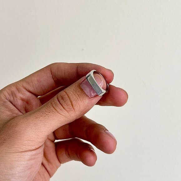 silver classy signet flat bar ring - Picture 6 of 8